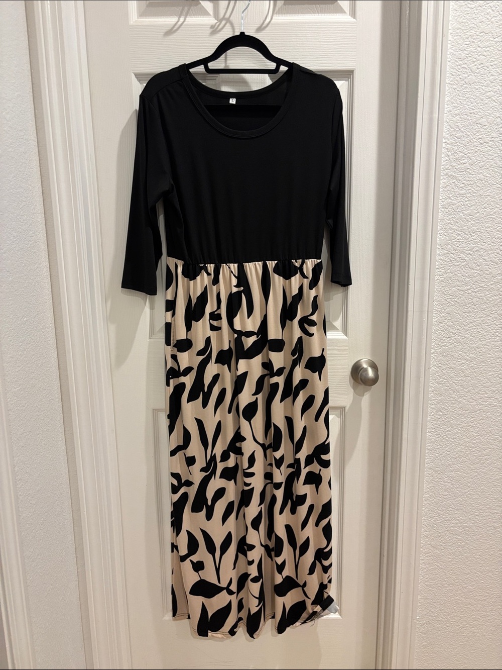 Black & Cream Printed Waist-Detail Maxi Dress